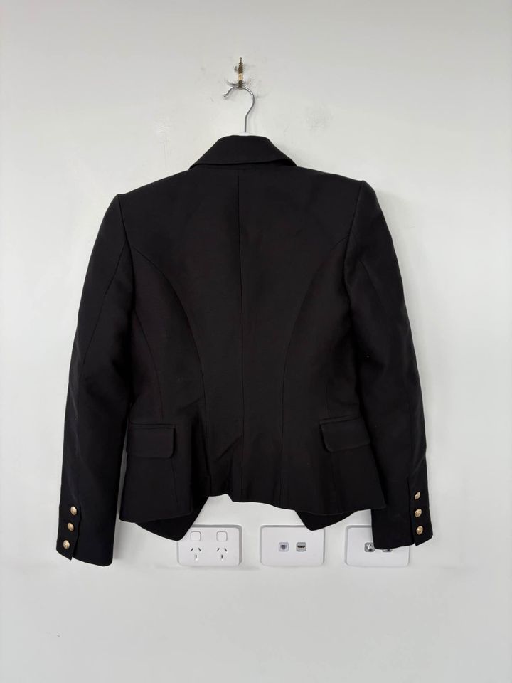 Camilla and Marc Blazer - size 6