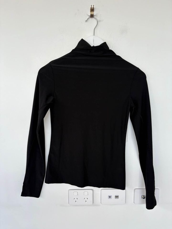 Ena Pelly Long sleeve - size 6