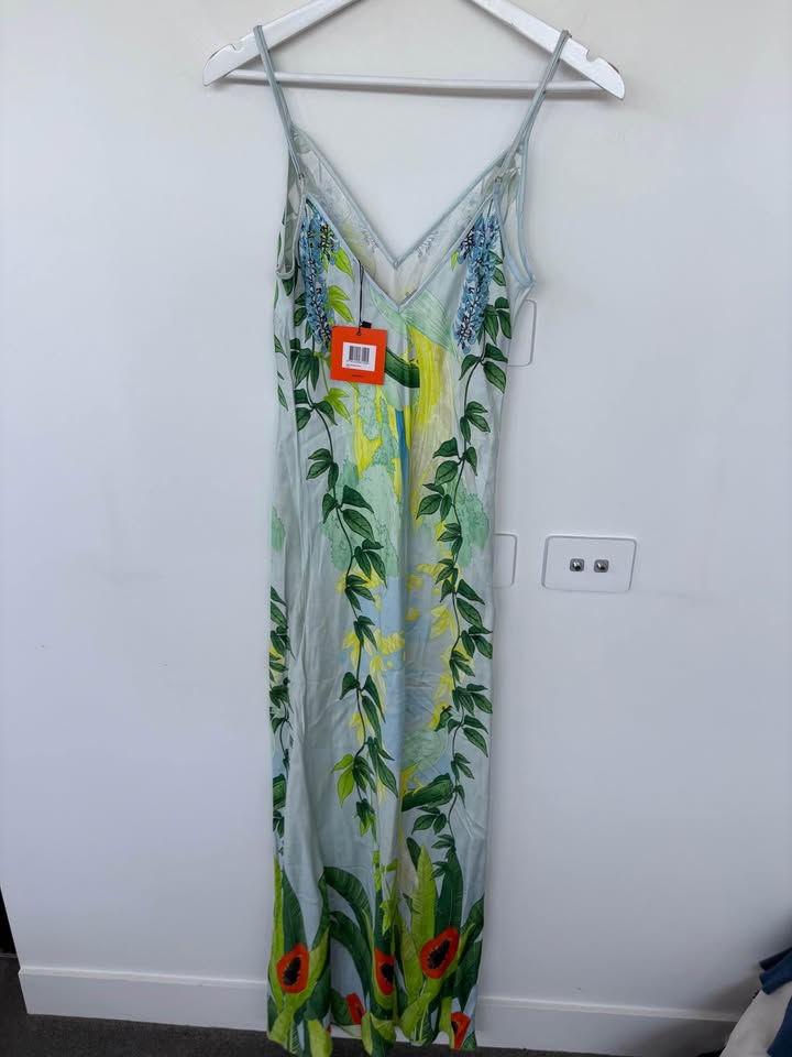 Muma World Maxi Dress - size small