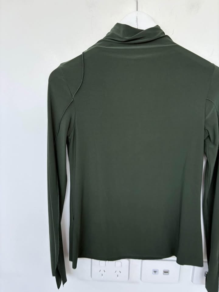 Camilla and Marc Long Sleeve - size 12