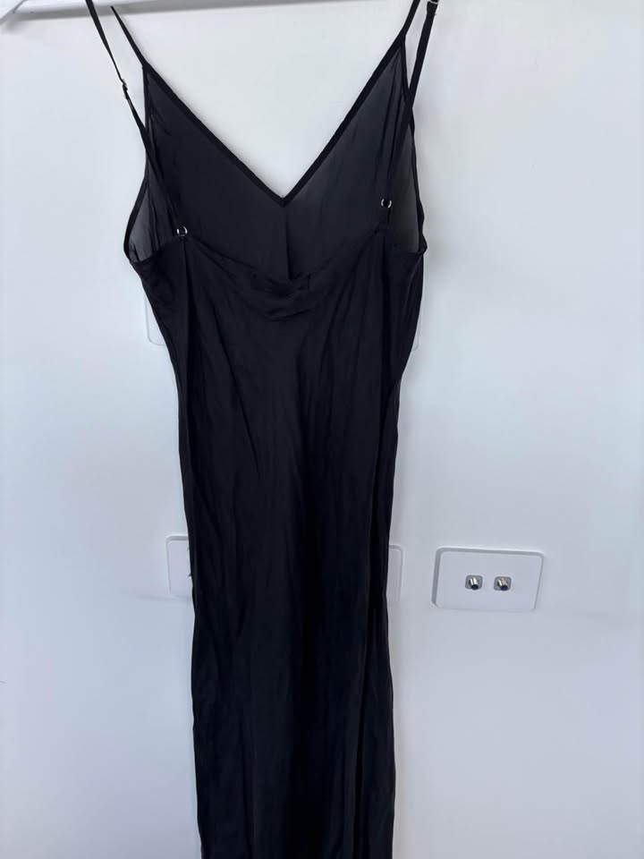 Lee MATTHEWS Silk Slip - size 0