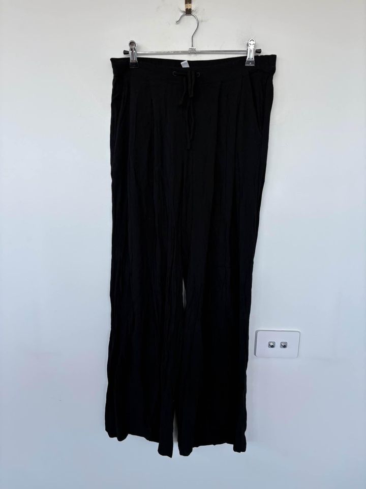 Camilla and Marc Pants - size 8