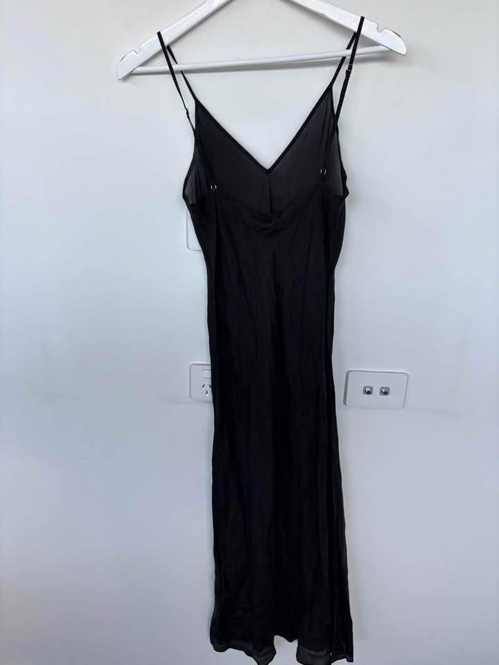 Lee MATTHEWS Silk Slip - size 0