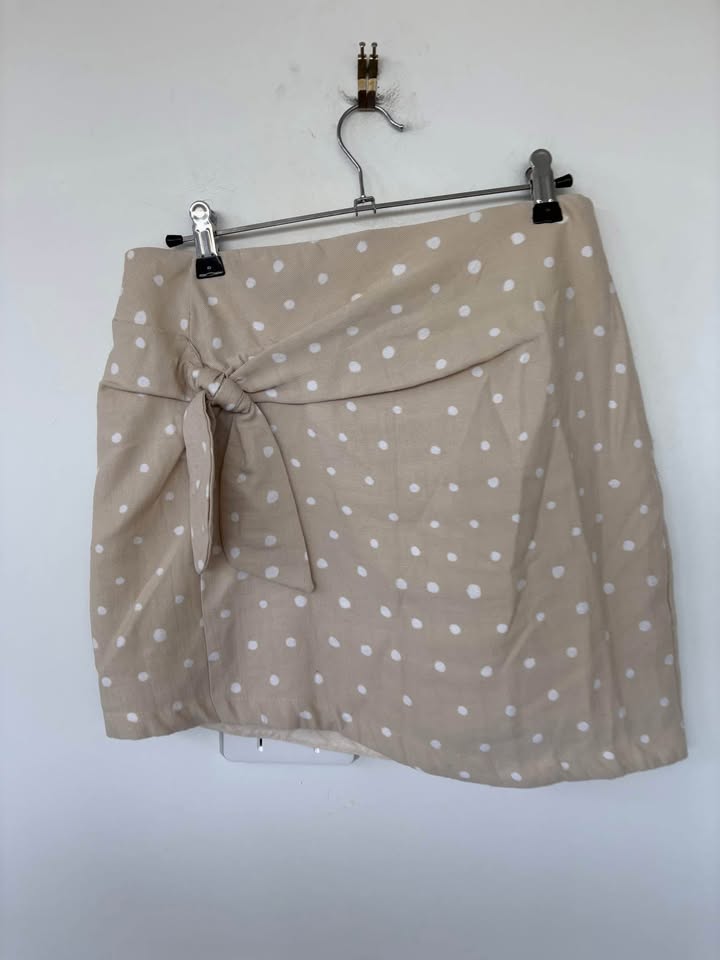 BEC and Bridge Mini Skirt - size 10