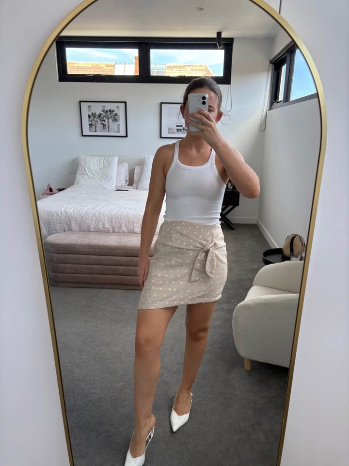 BEC and Bridge Mini Skirt - size 10
