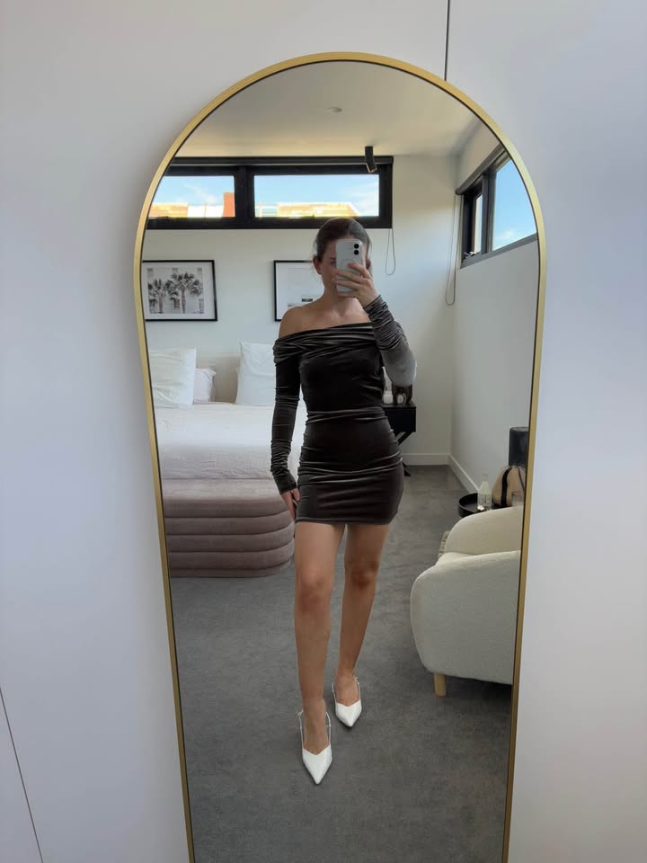 Effie Kats Velvet Mini - size xs