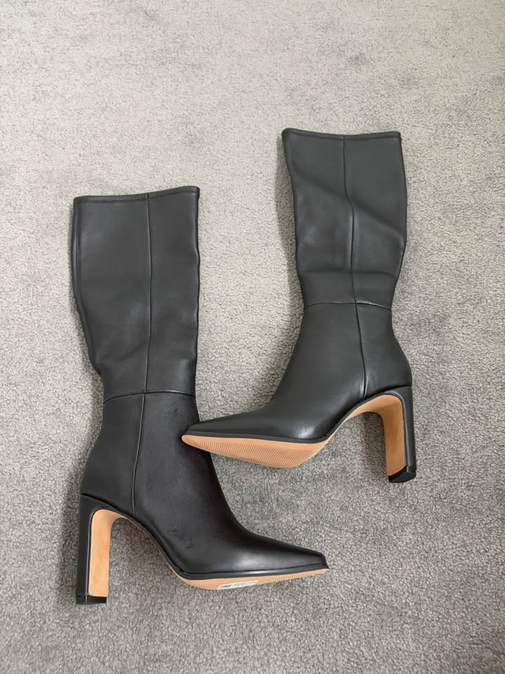 Jo Mercer Boots - size 37