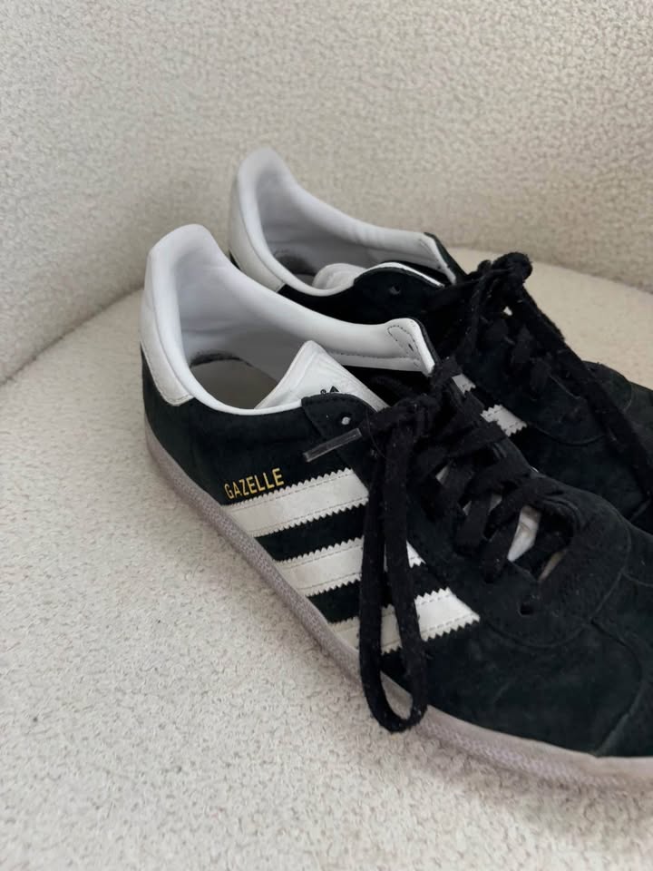 Adidas Gazelles- size 40 2/3