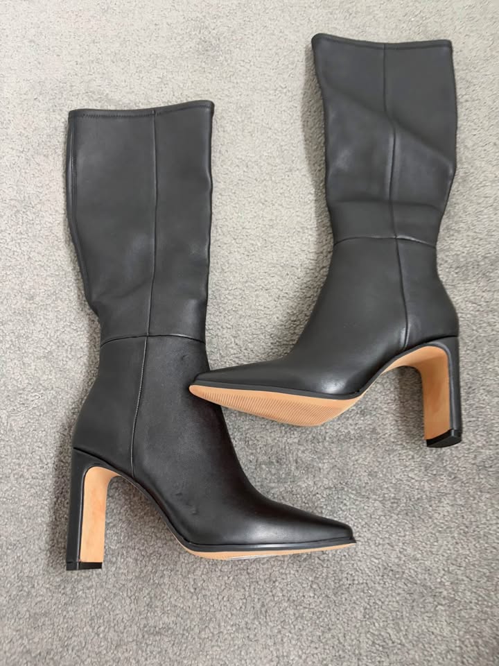 Jo Mercer Boots - size 37