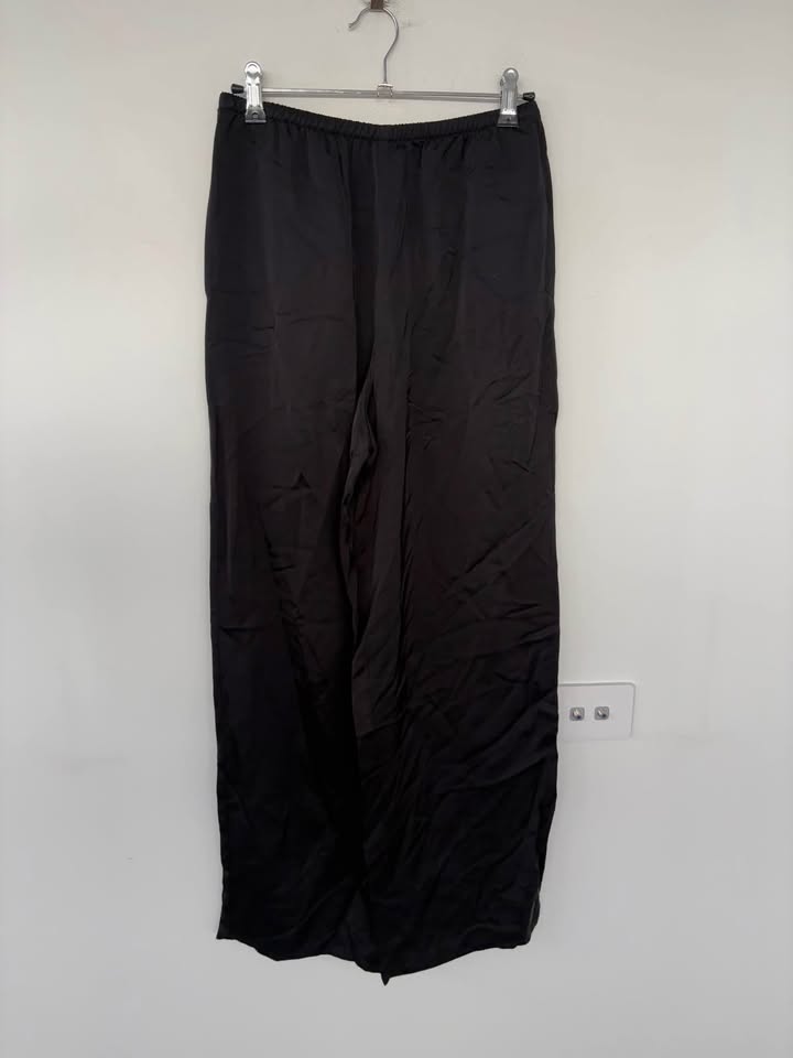 Witchery Silky Pants - size 4