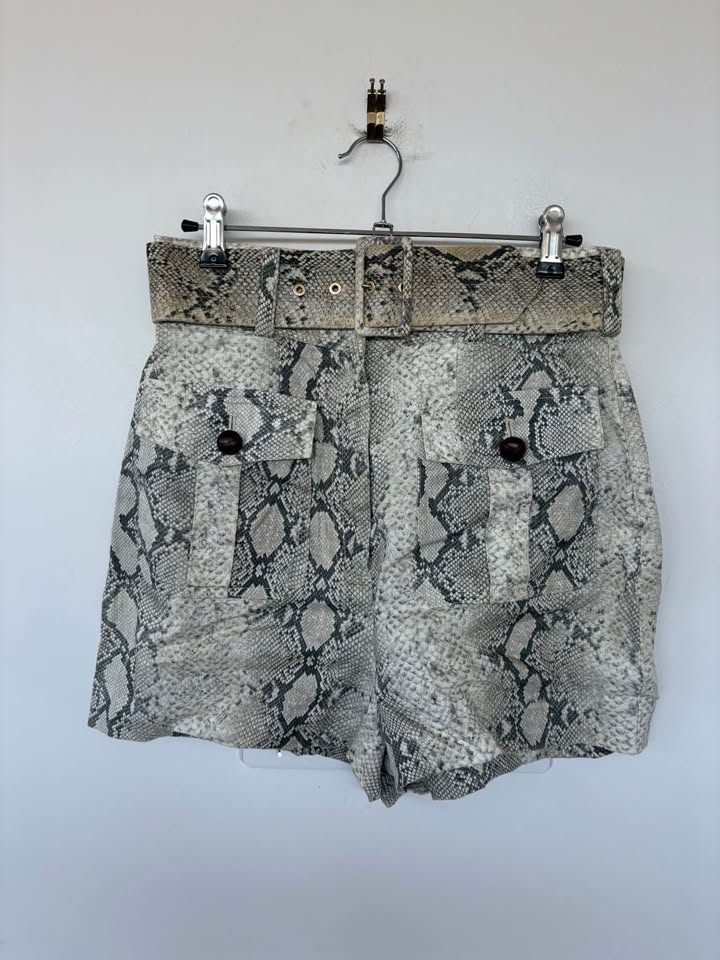 Zimmermann Shorts - size 1