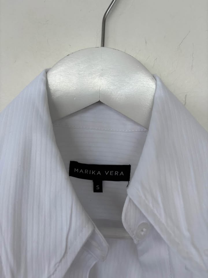 Marika Vera Shirt - size small