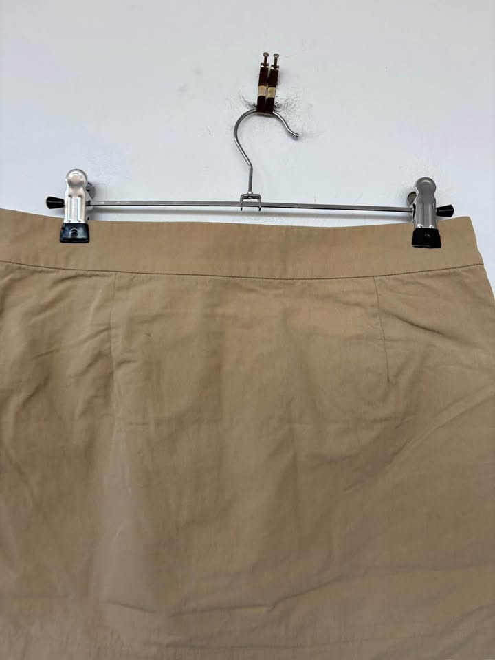 Henne Mini Skirt - size 8