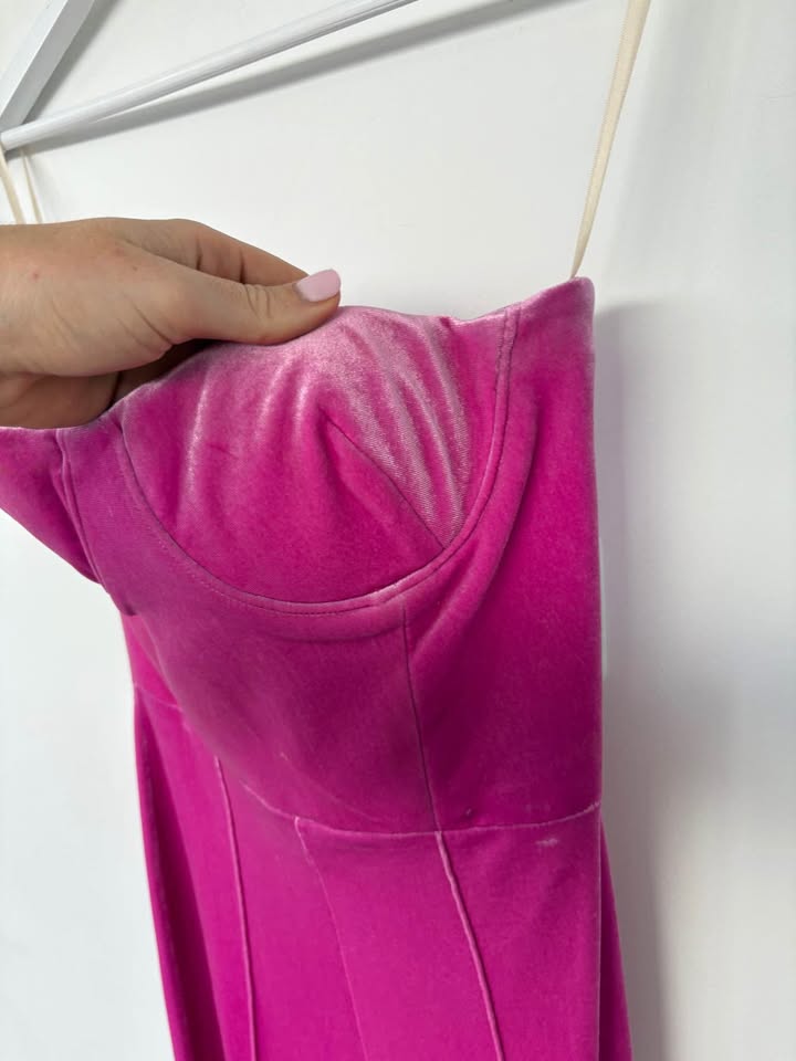 Alex Perry Pink Velvet Jumpsuit - size 8