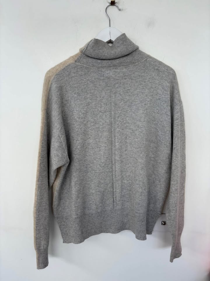 Bassike Two Tone Cashmere Jumper - size 1