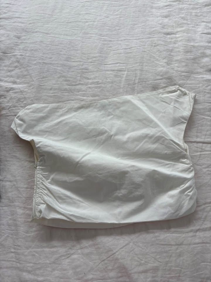Henne Top - size 14