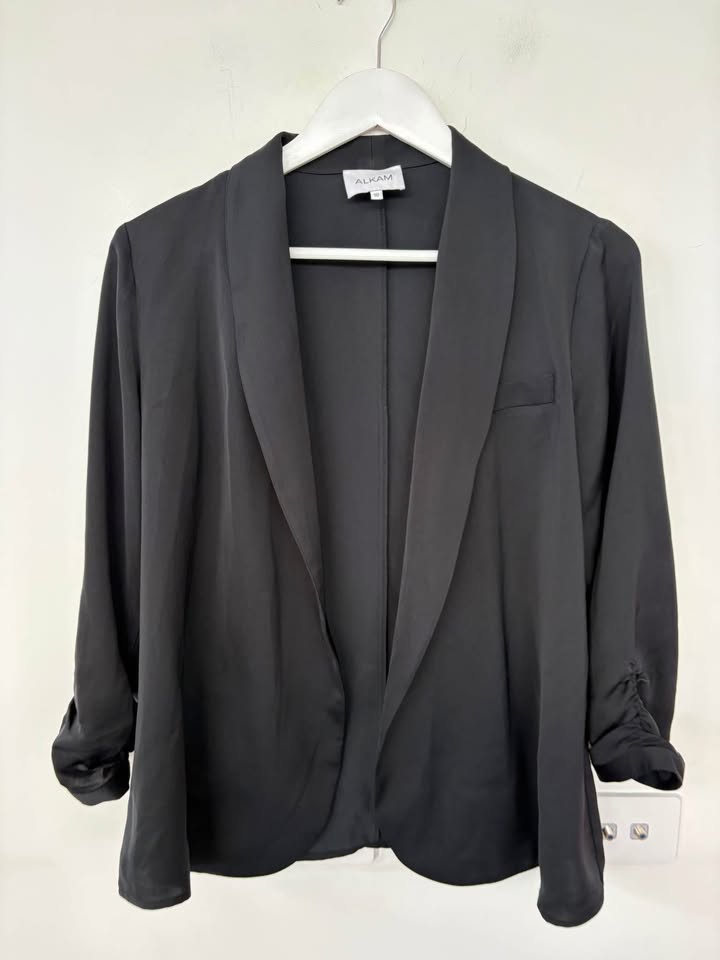 Alkam Silky Blazer - size 10