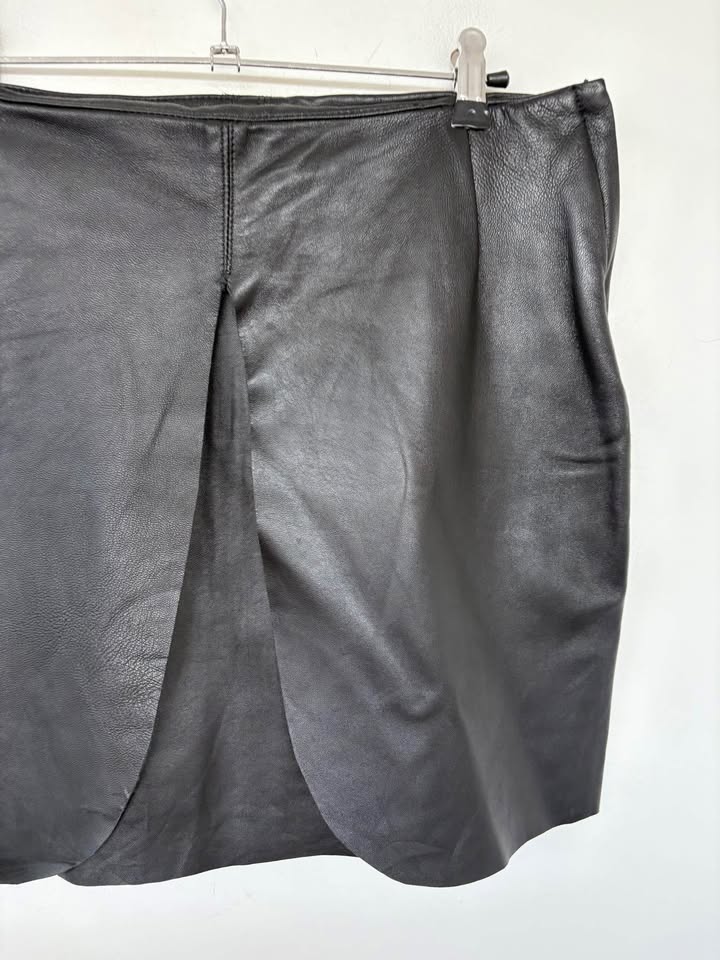 Viktoria and Woods Leather Skirt - size 2