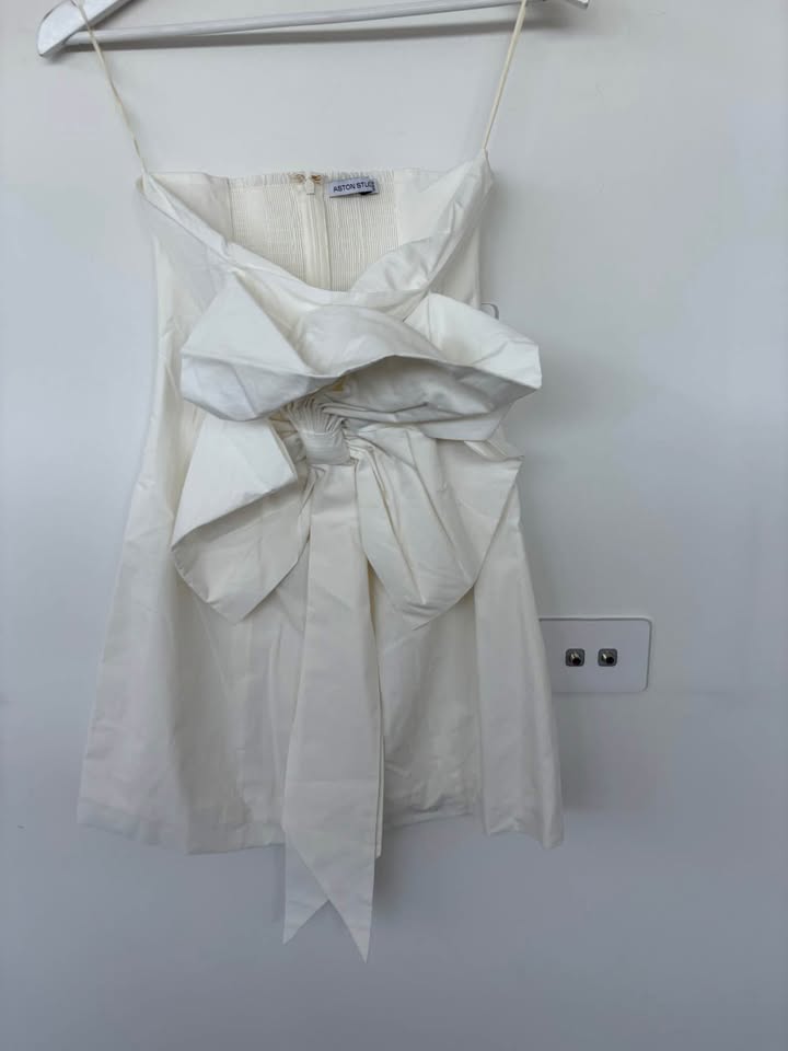 Aston Studio Dress - size 6