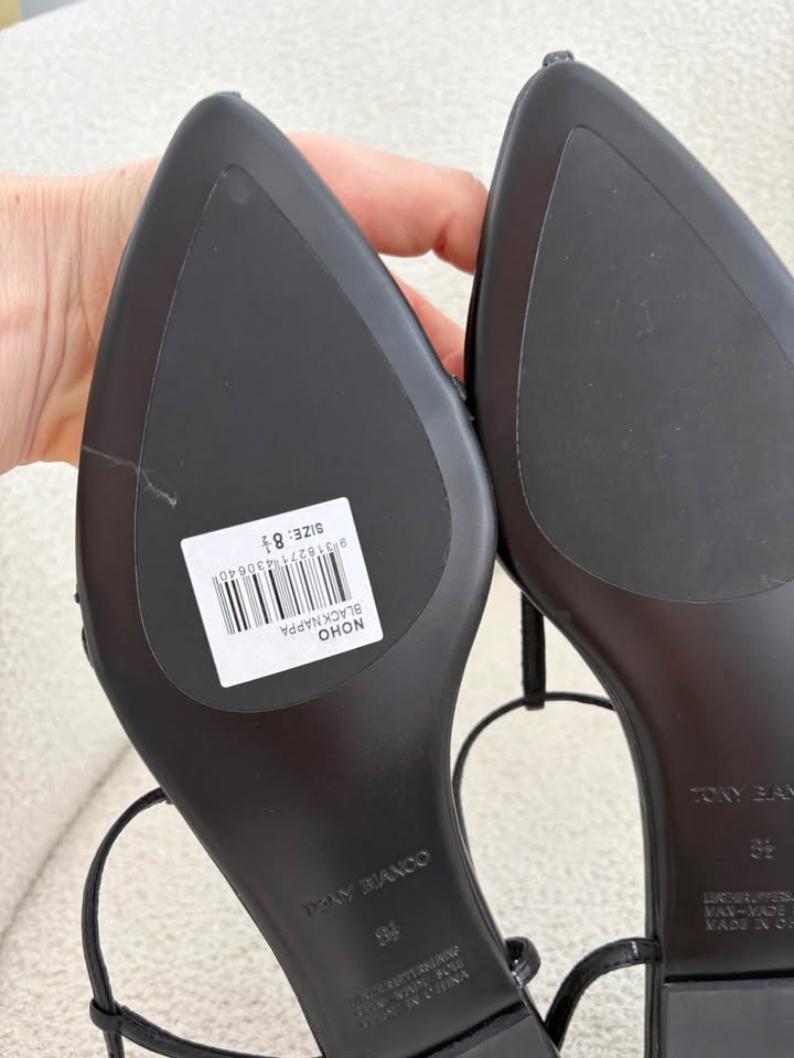 Tony BIANCO Flats - size 8.5