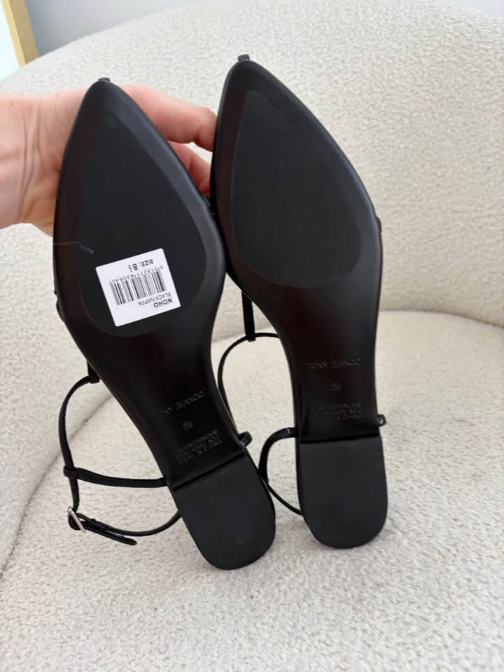 Tony BIANCO Flats - size 8.5