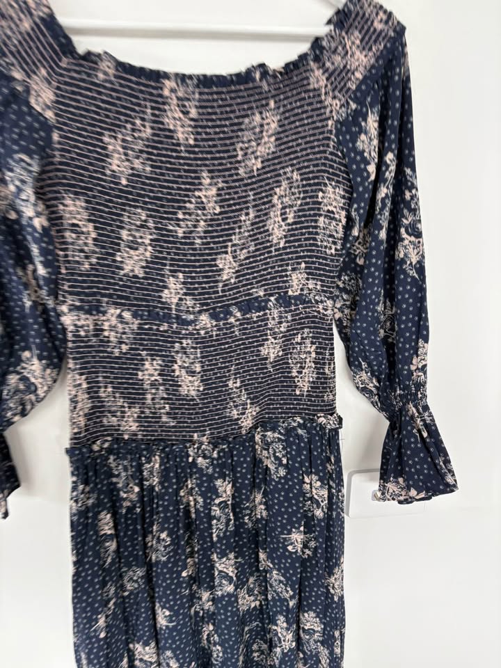 Steele Dress - size small