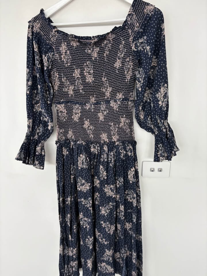 Steele Dress - size small