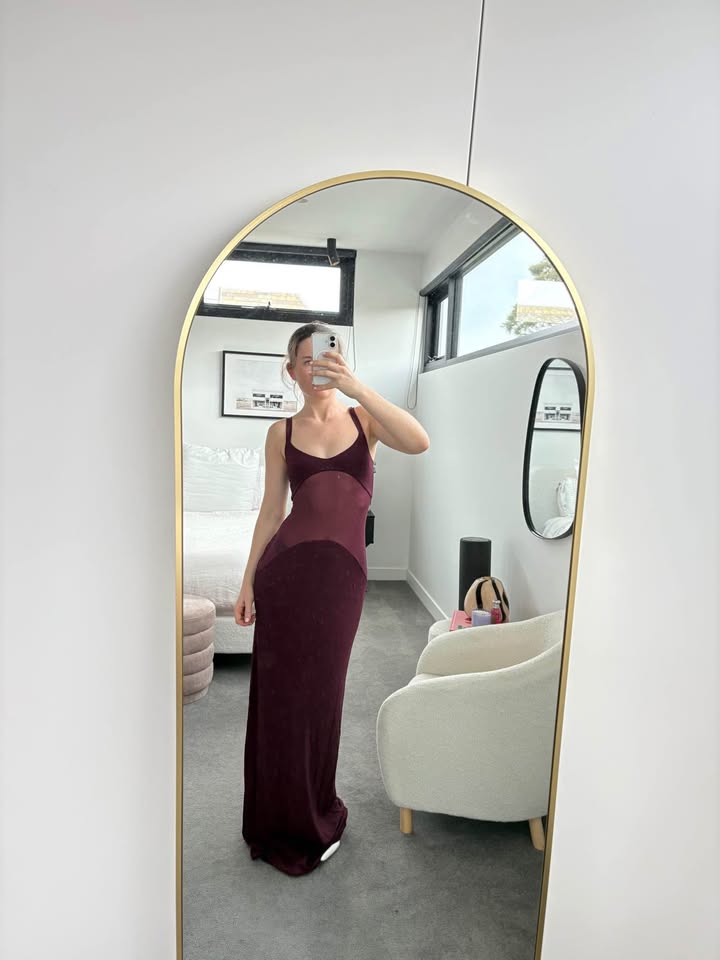 Helsa Maxi Dress - size small