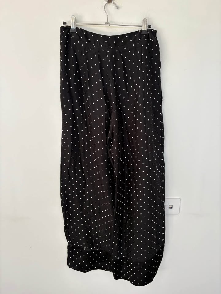 Veronika Maine Set - size 10 top and size 8 pants