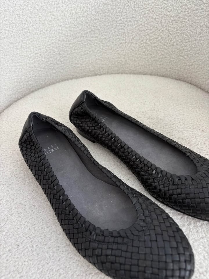 Stuart Weitzman Flats - size 8.5
