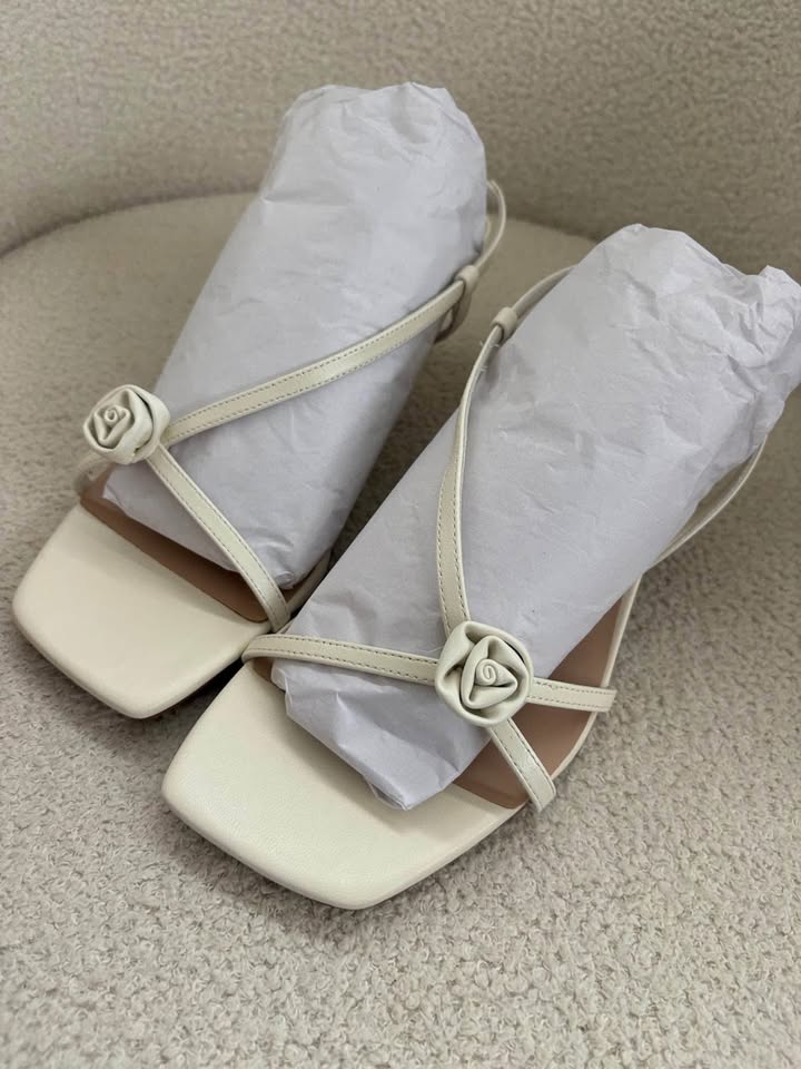 Lana Wilkinson Heels - size 40