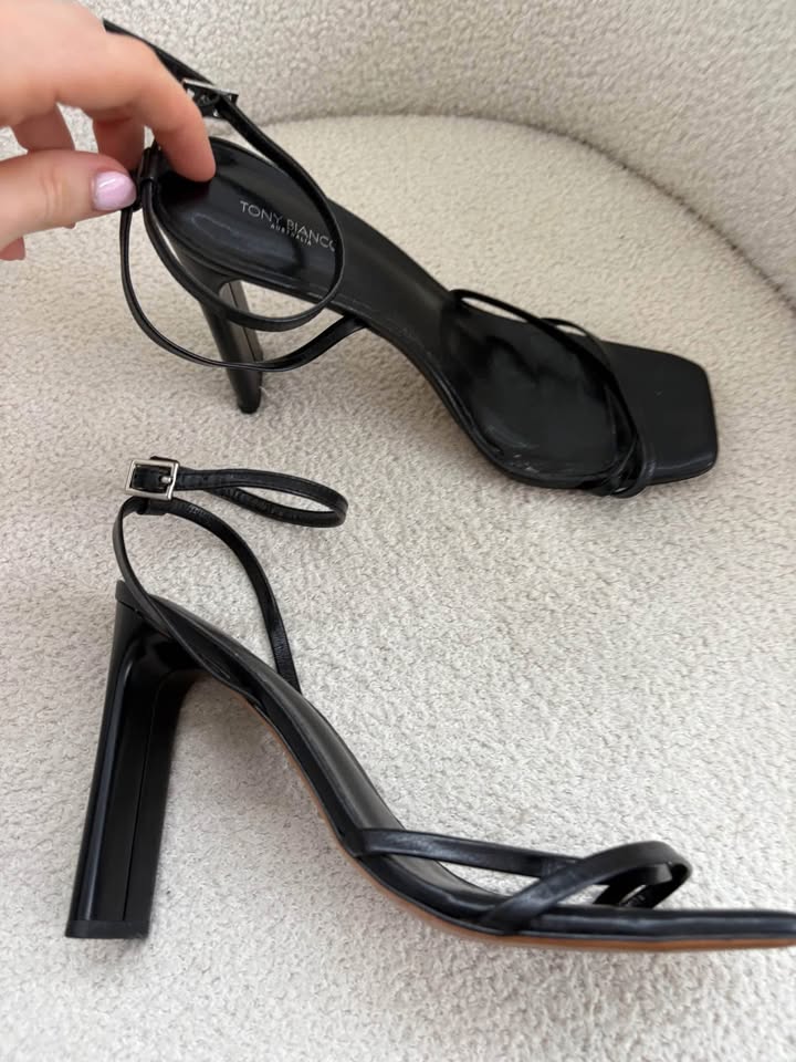 Tony BIANCO Heels - size 8