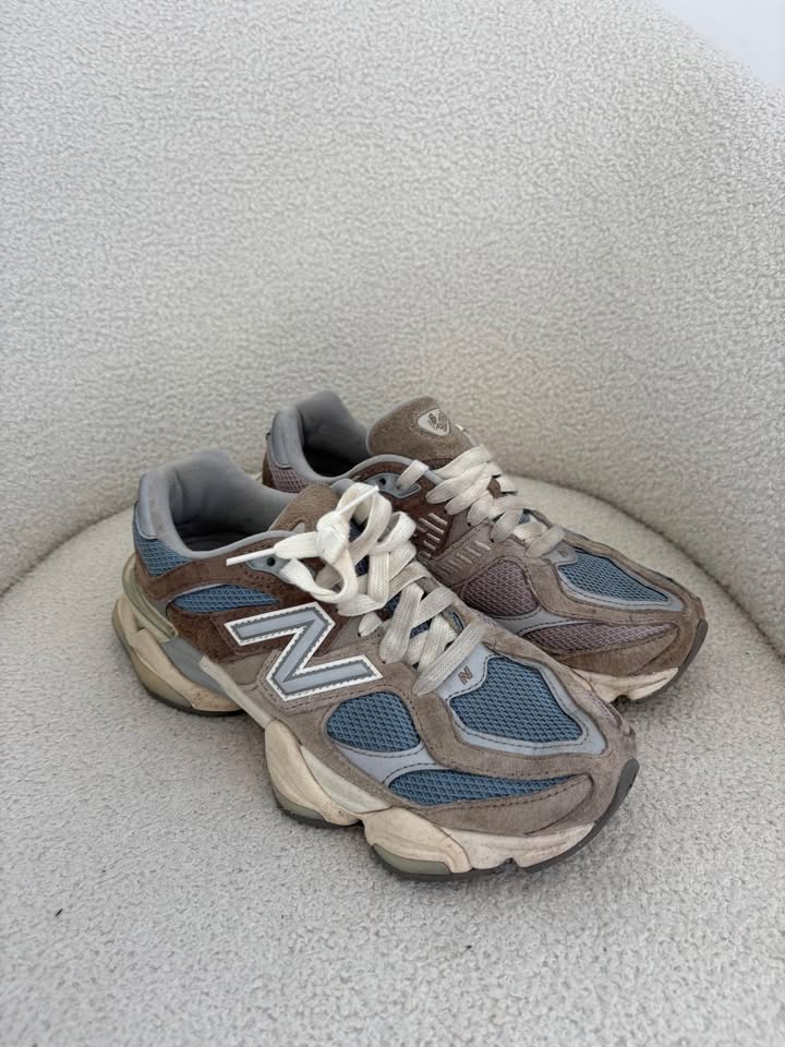 New Balance Sneakers - size 39.5