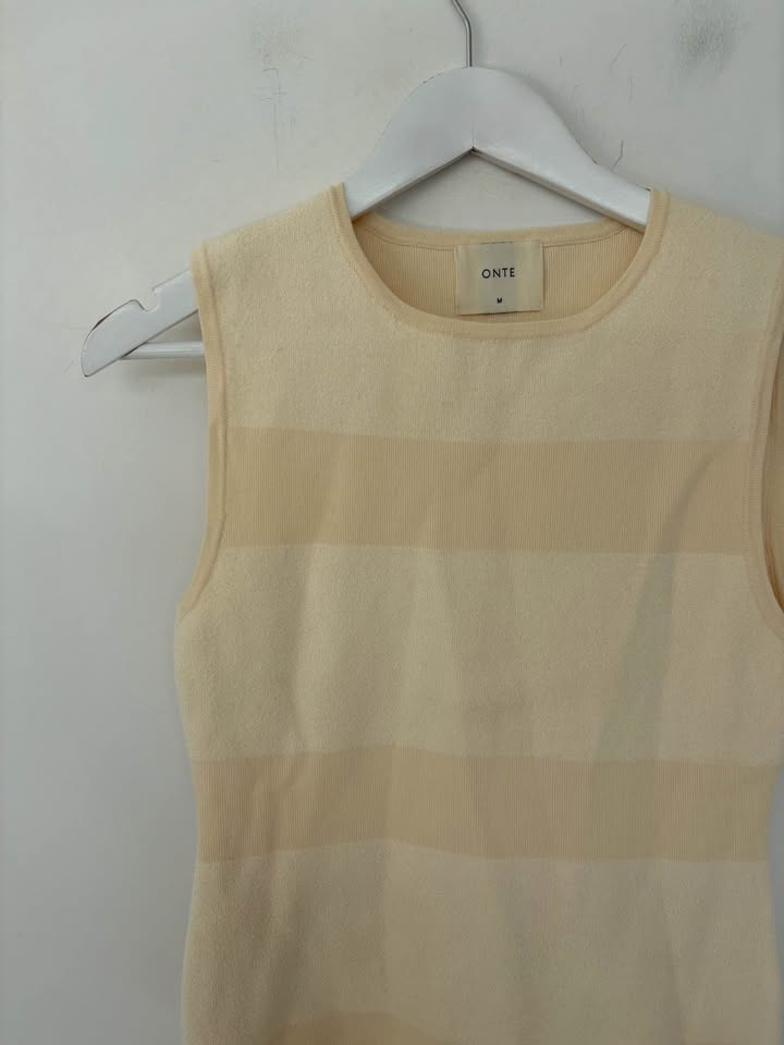 ONTE Knit Tank - size medium