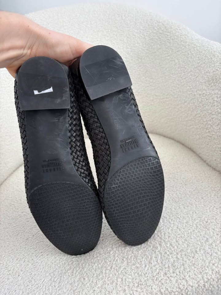 Stuart Weitzman Flats - size 8.5