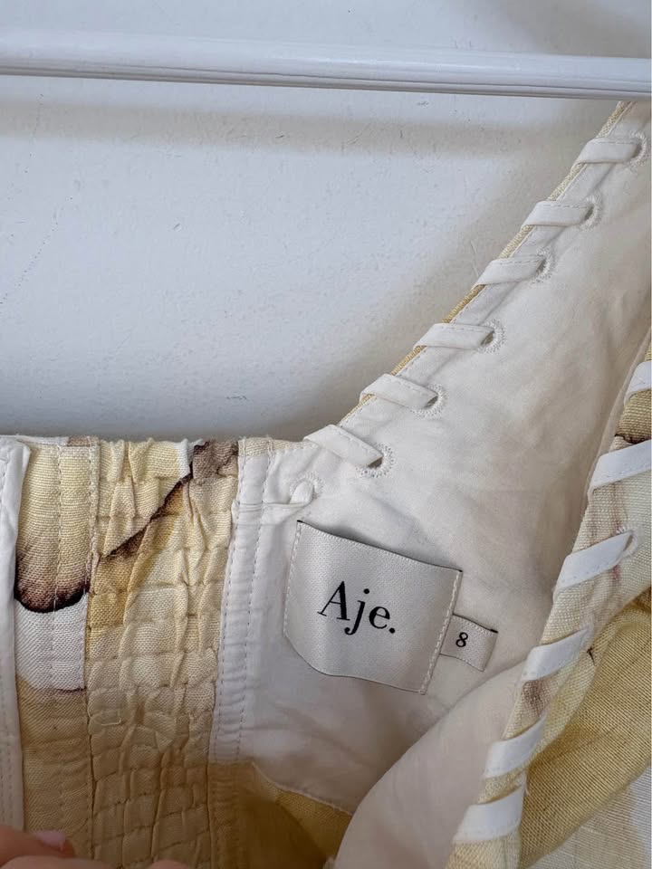 Aje Set - size 8