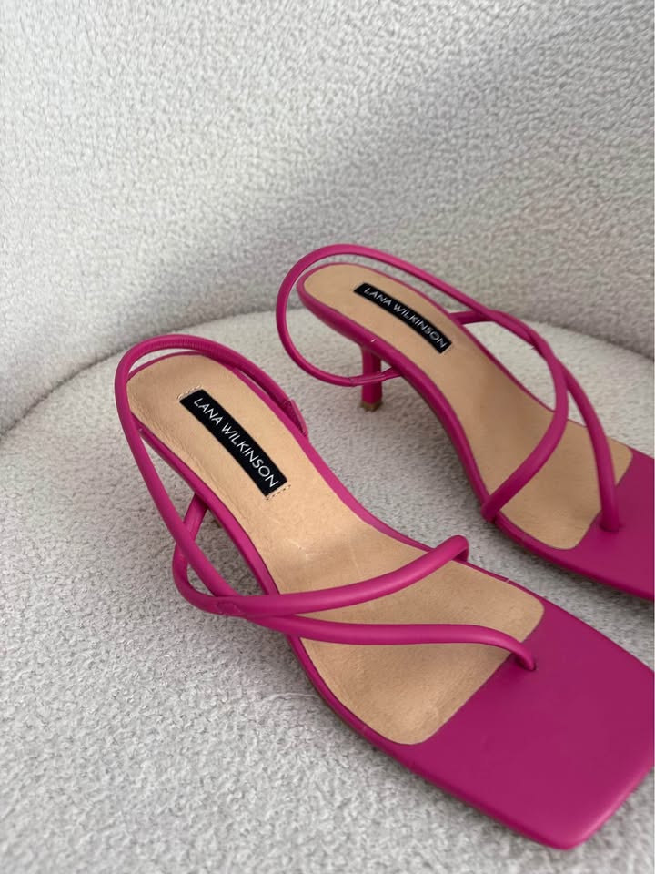 Lana Wilkinson Heels - size 40