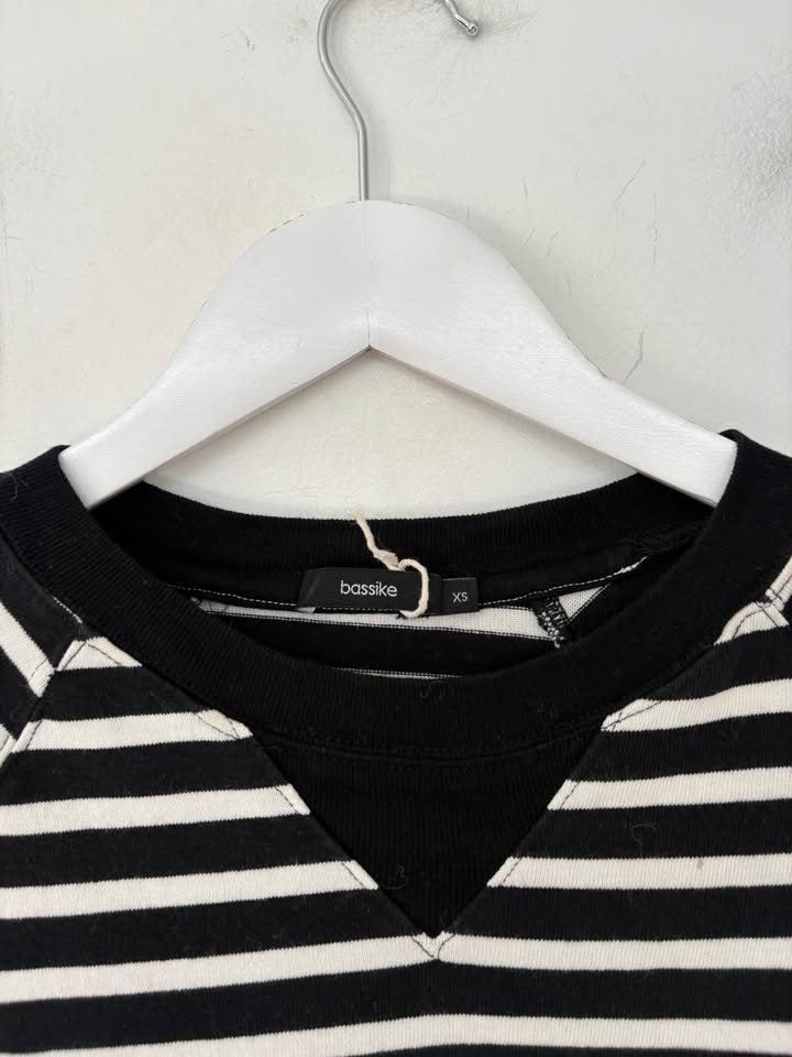 Bassike Jumper - size xs