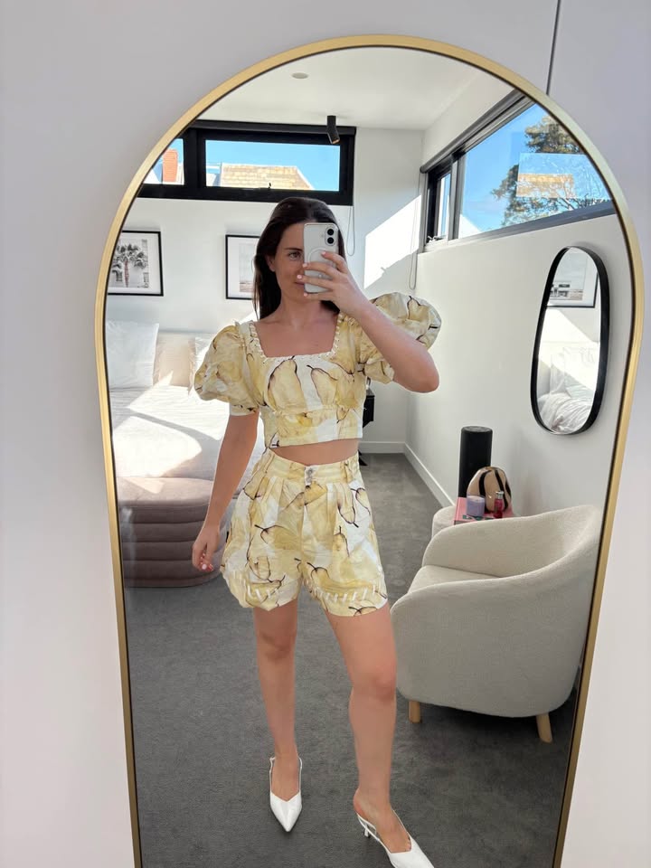 Aje Set - size 8