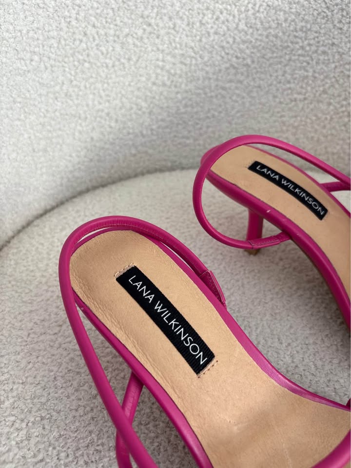 Lana Wilkinson Heels - size 40