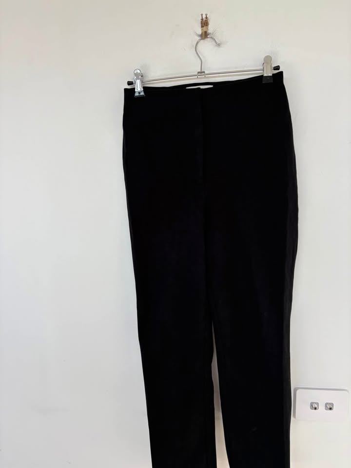 Henne Capri Pants - size 6