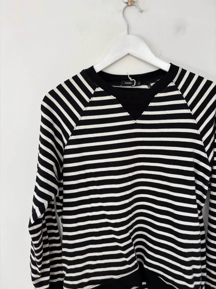 Bassike Jumper - size xs