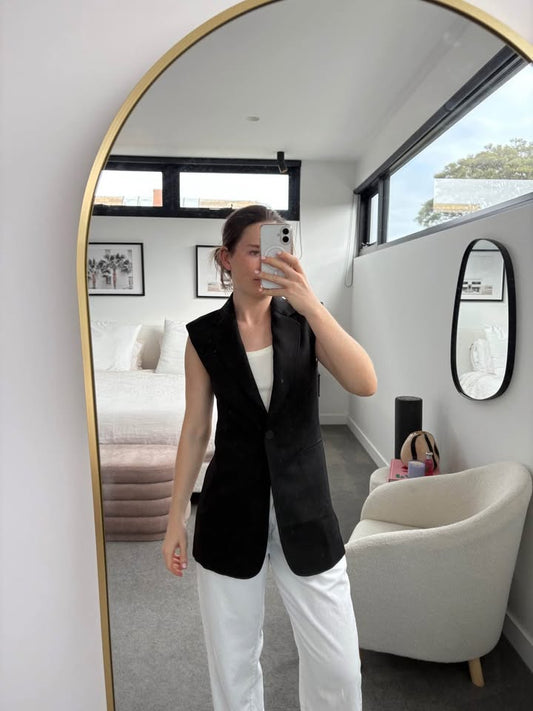 Country Road Vest - size 6