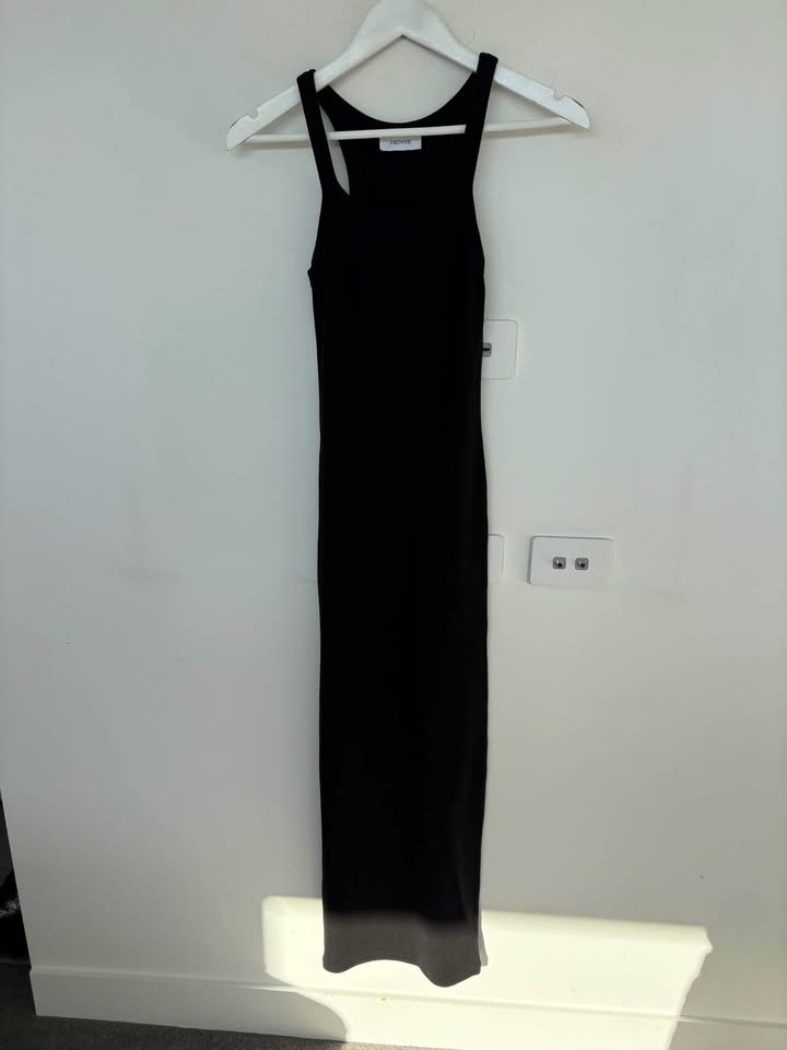 Henne Maxi Dress - size xs