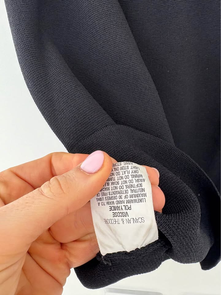 Scanlan Theodore Crepe Skirt - size medium