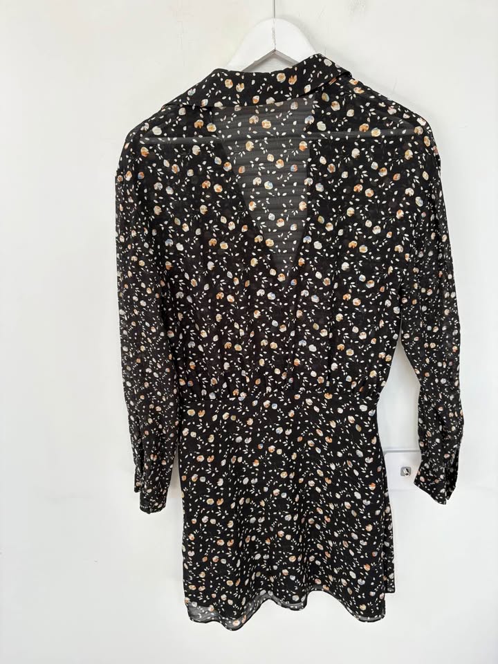 Camilla and Marc Mini Dress - size 8