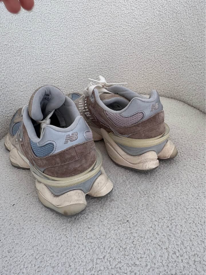New Balance Sneakers - size 39.5