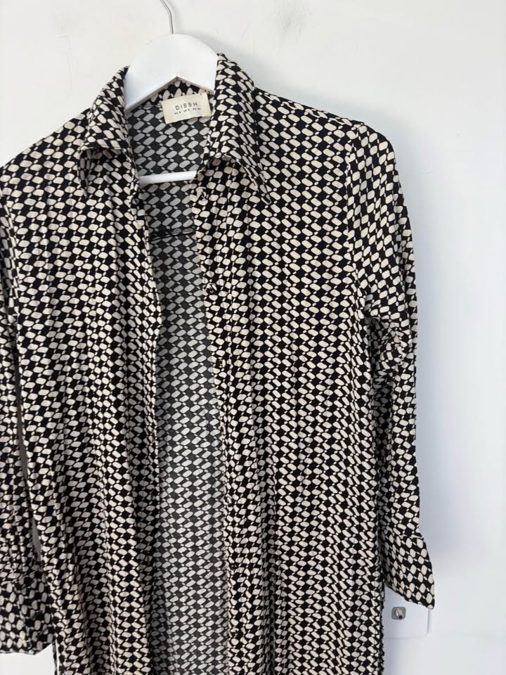 Dissh Shirt - size 6