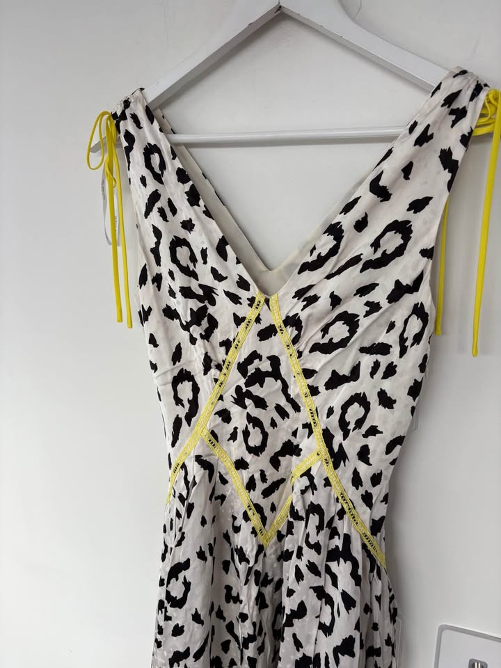 Self Portrait Dress - size 6