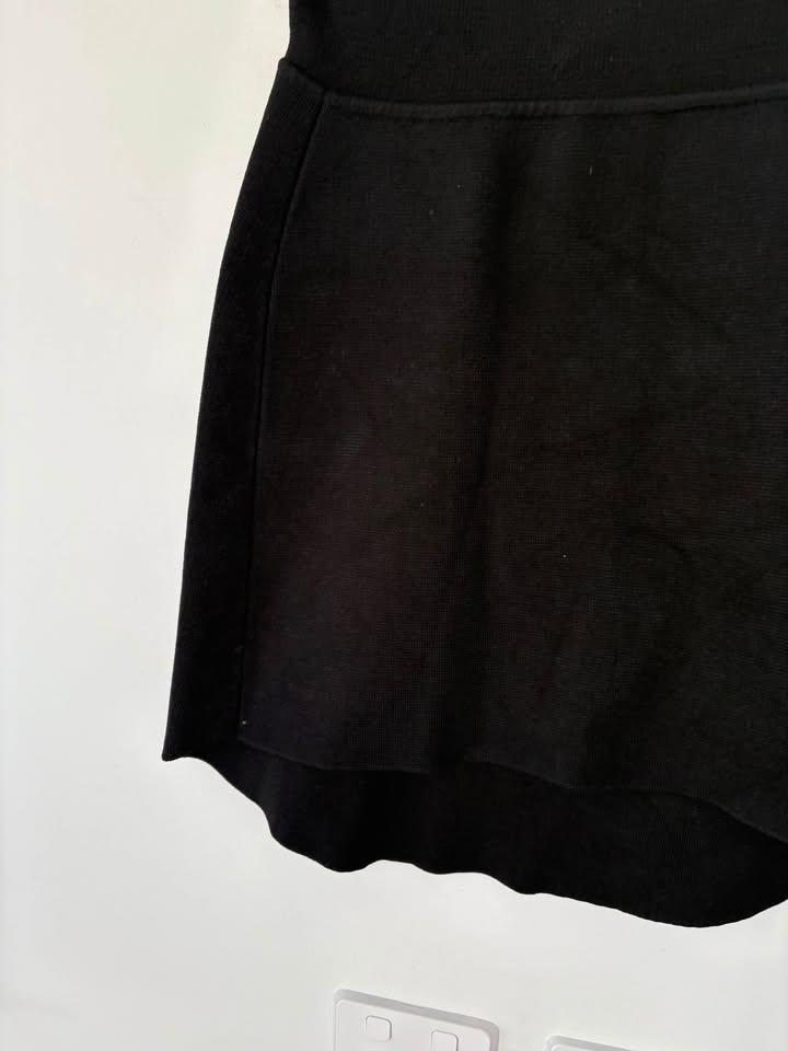 Scanlan Theodore Crepe Skirt - size 8